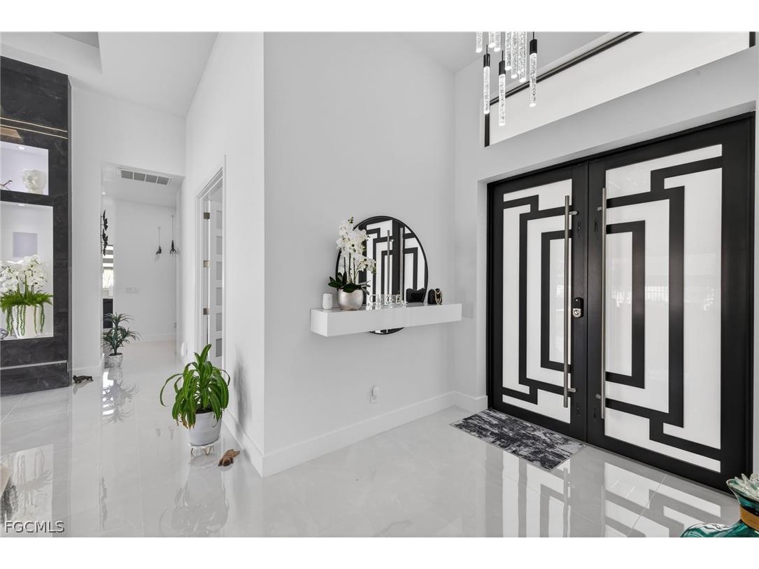 523 SW 23rd Street Cape Coral FL 33991 2026010176 image10