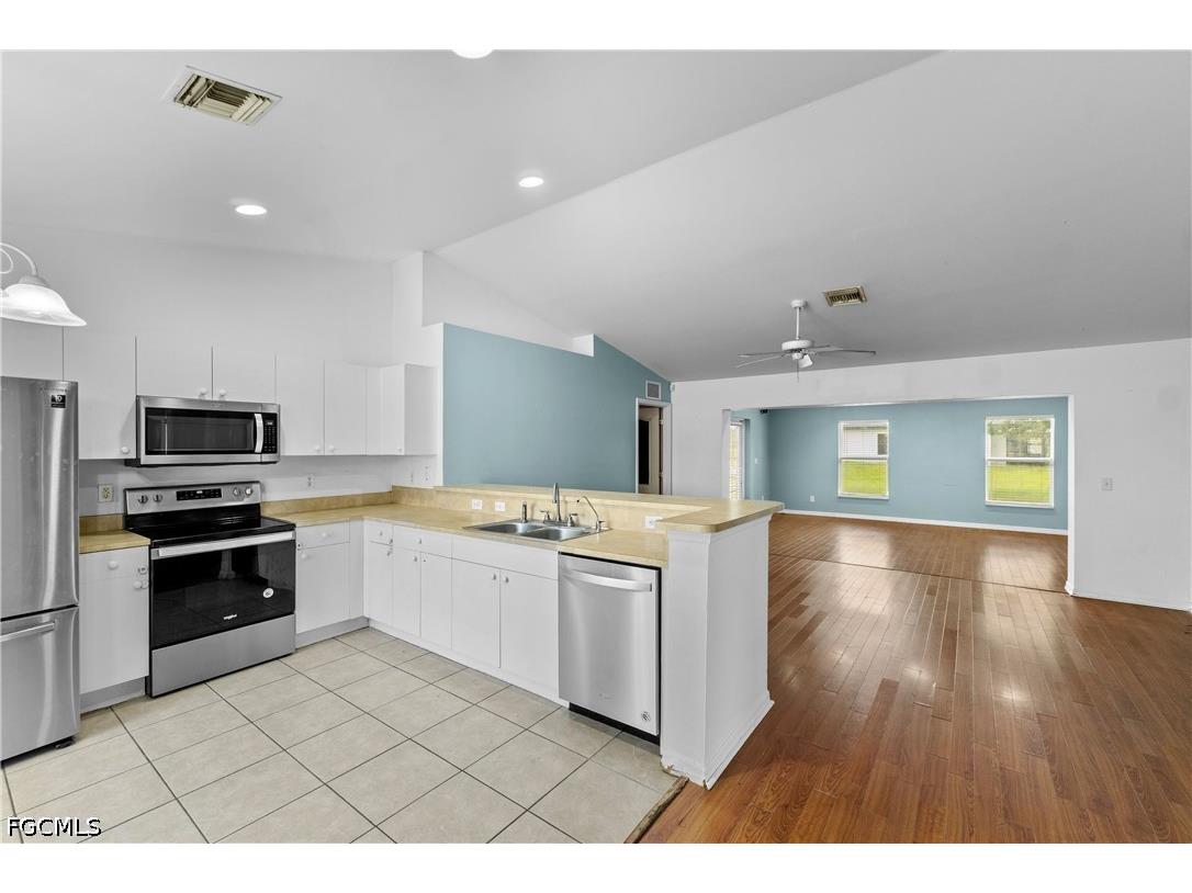 5230 5th Street W Lehigh Acres FL 33971 2026022313 image4