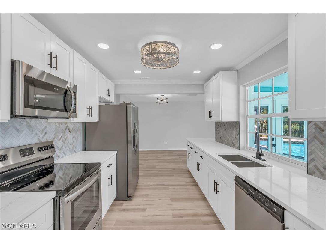 5230 Sarasota Court Cape Coral FL 33904 224032786 image11