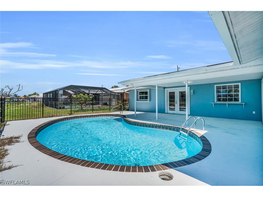 5230 Sarasota Court Cape Coral FL 33904 224032786 image31