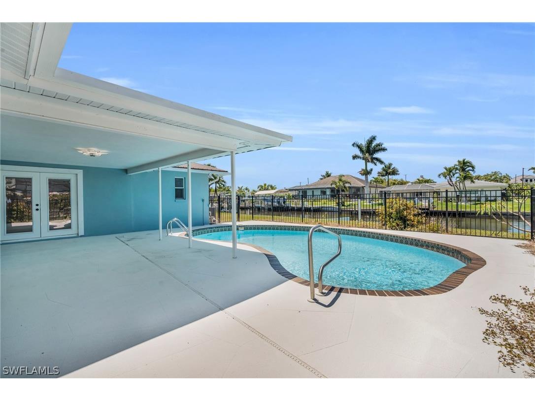 5230 Sarasota Court Cape Coral FL 33904 224032786 image32