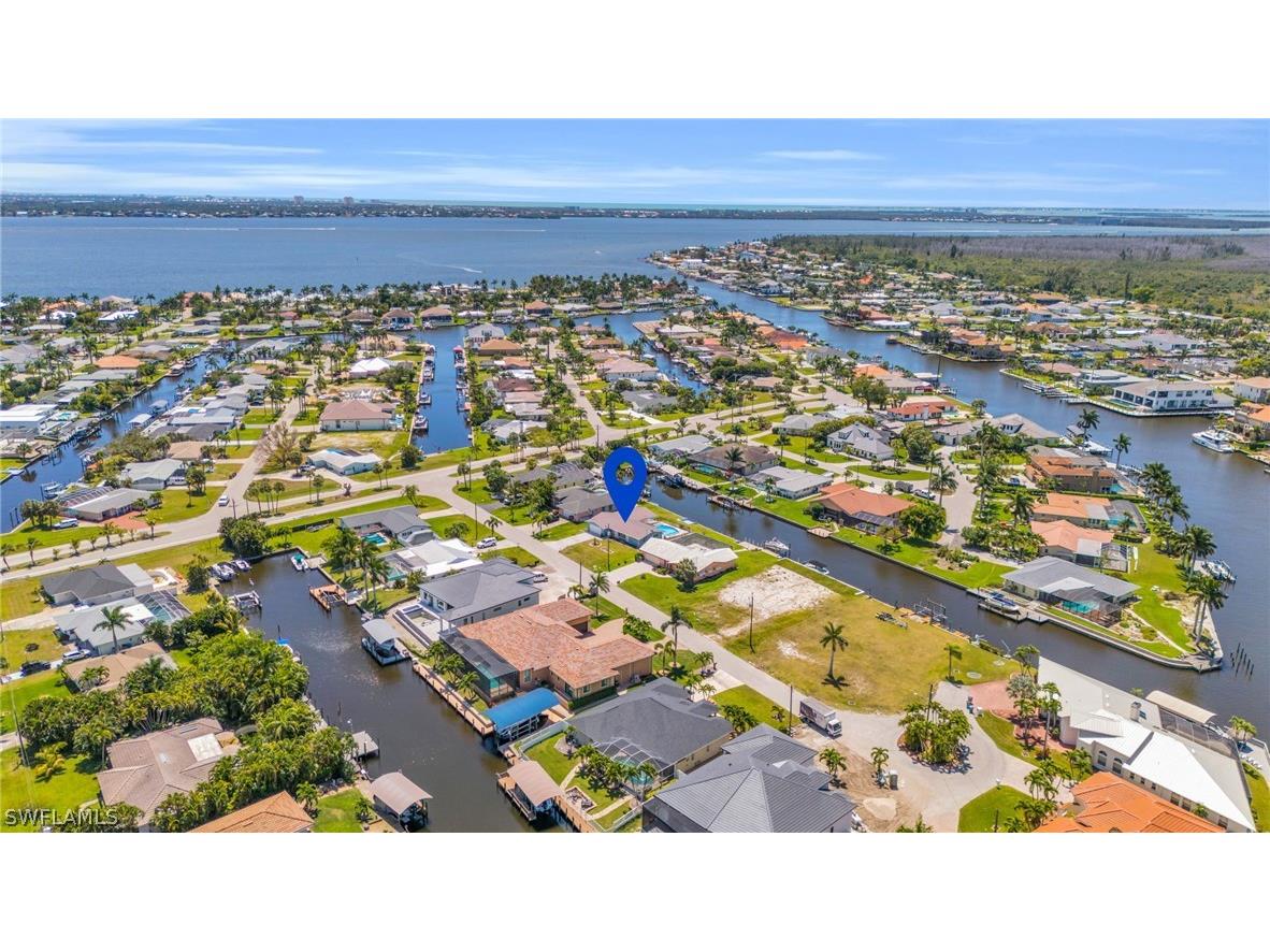 5230 Sarasota Court Cape Coral FL 33904 224032786 image40