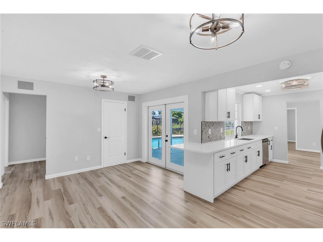 5230 Sarasota Court Cape Coral FL 33904 224032786 image9