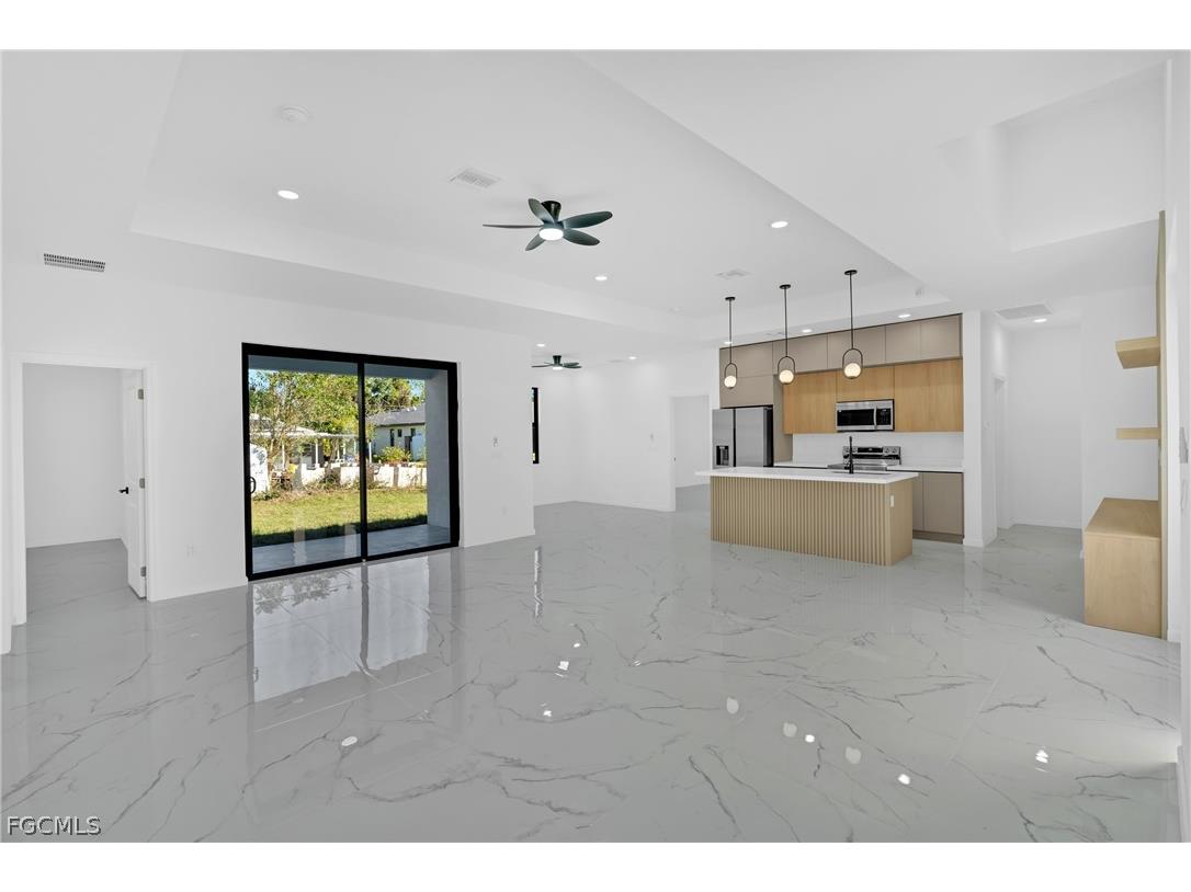 5231 6th Street W Lehigh Acres FL 33971 2026008241 image6
