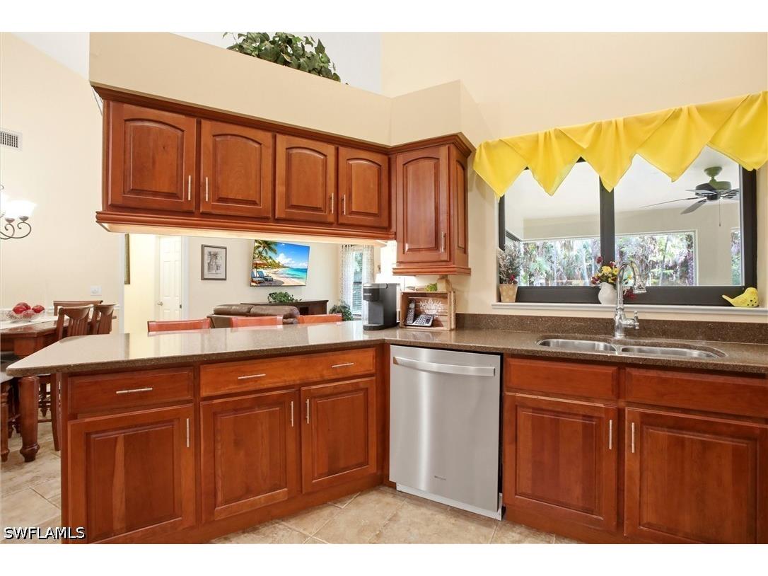 5231 Hickory Wood Drive Naples FL 34119 226022656 image10