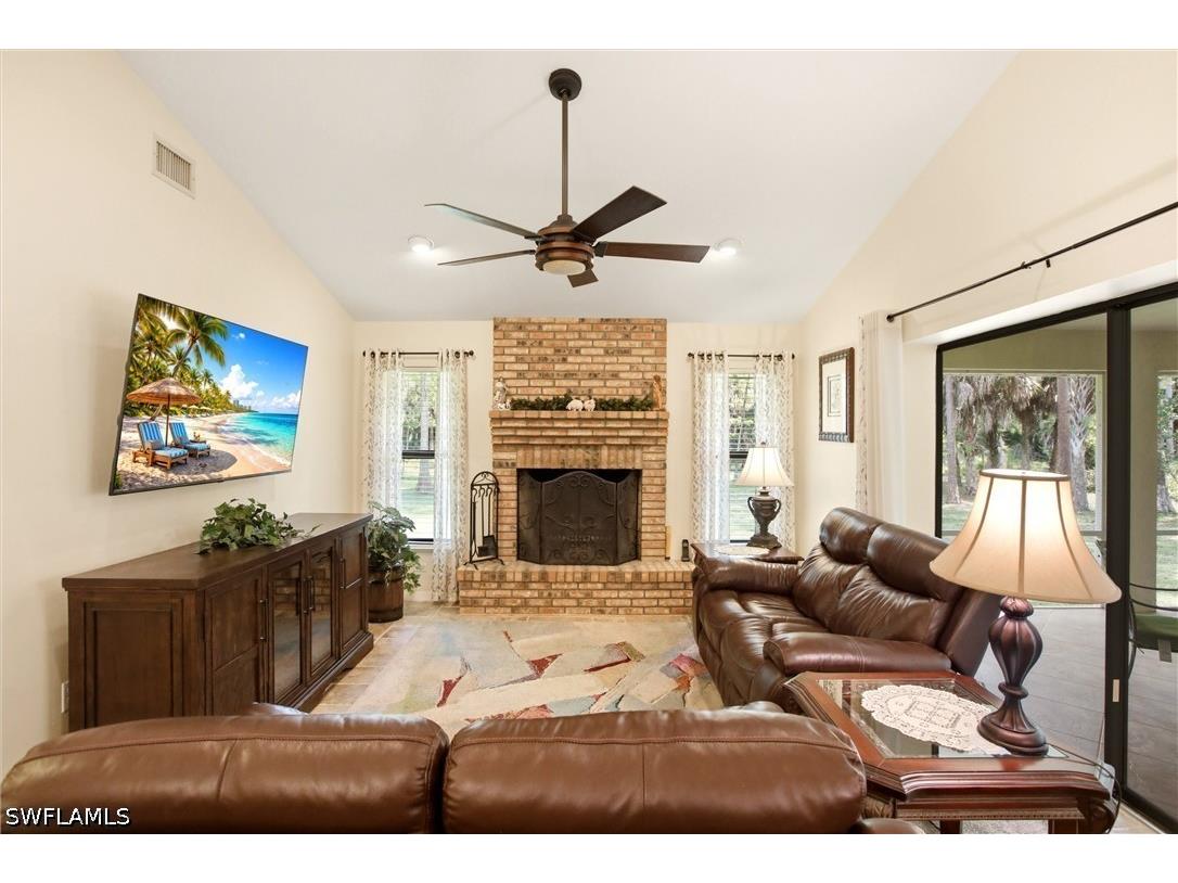 5231 Hickory Wood Drive Naples FL 34119 226022656 image17