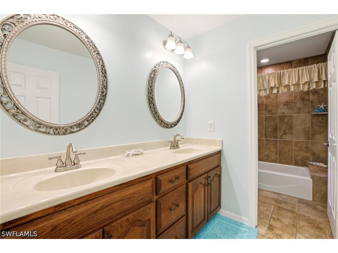 5231 Hickory Wood Drive Naples FL 34119 226022656 image25