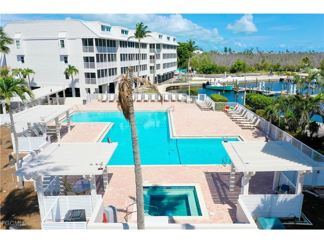 5232 Bayside Villas Captiva FL 33924 2025017415 image15