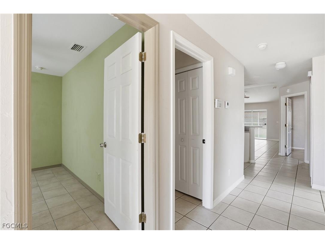 5234/5234 30th Street SW Lehigh Acres FL 33973 2026012578 image4