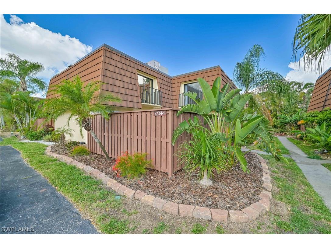 5234 Cedarbend Drive #1 Fort Myers FL 33919 223037473 image1