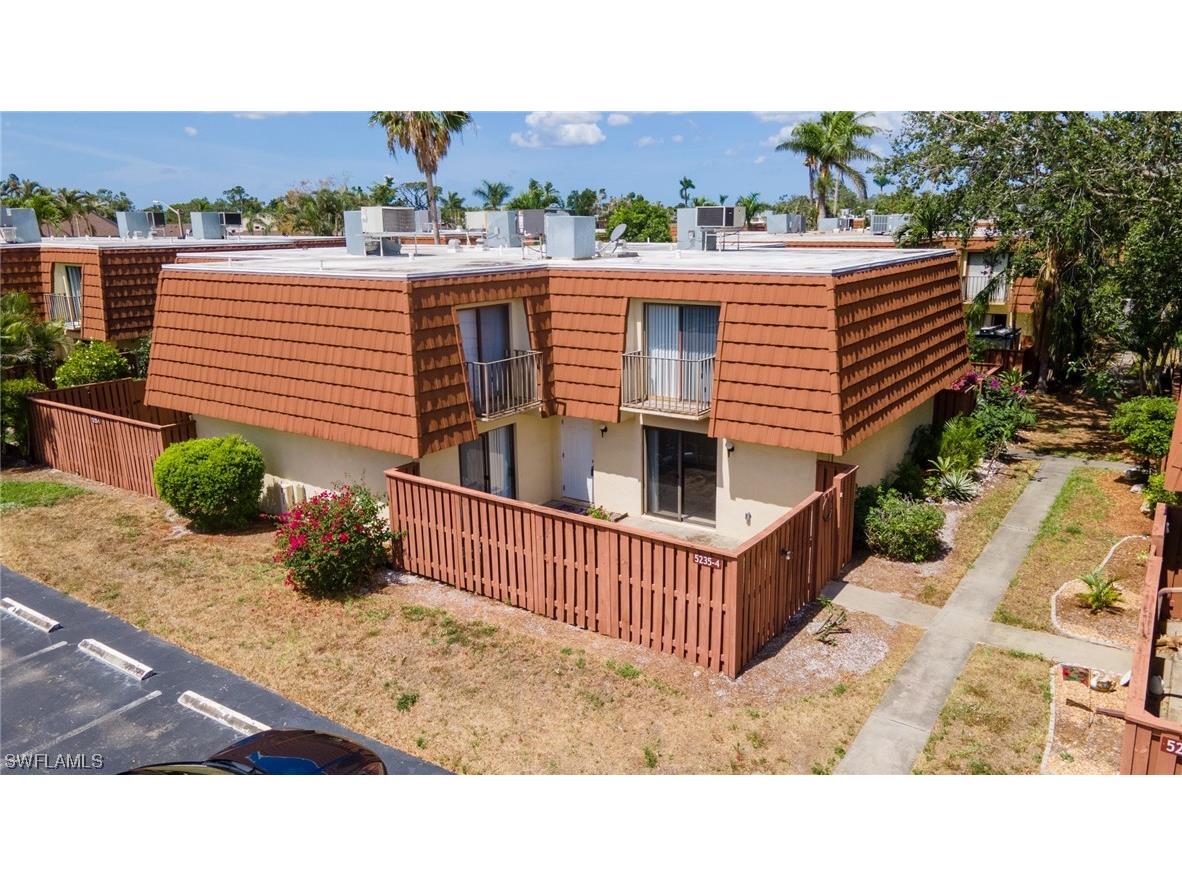5235 Cedarbend Drive #4 Fort Myers FL 33919 223027244 image1