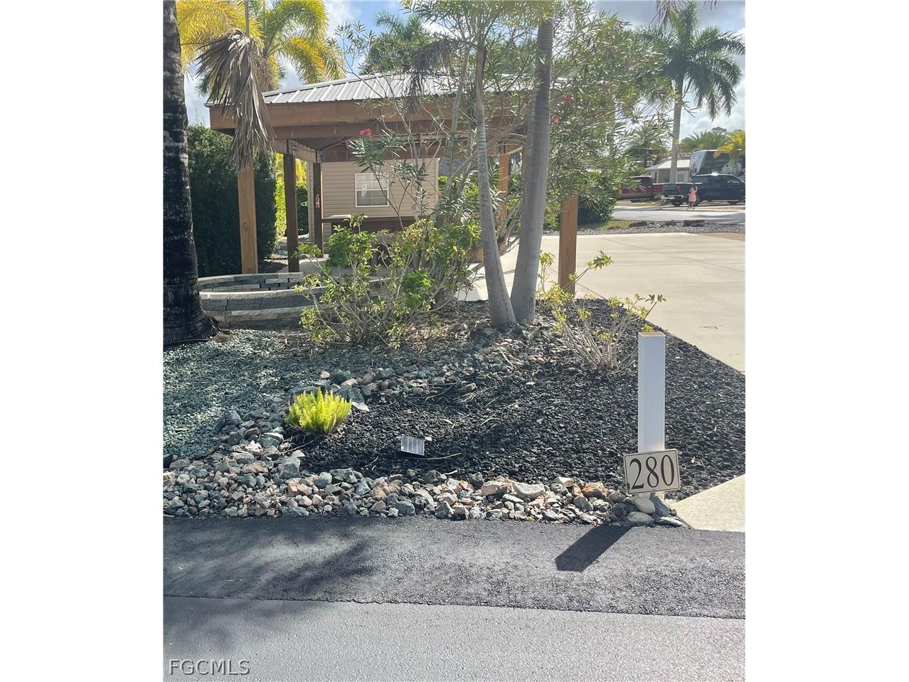 5235 Pineland Daisy Trail Fort Myers FL 33905 2026012026 image1