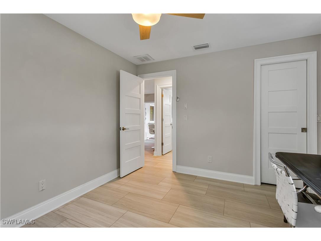 5235 SW 2nd Place Cape Coral FL 33914 224105138 image21