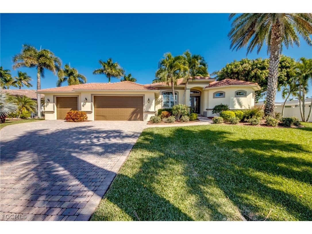 5237 Seminole Court Cape Coral FL 33904 2026007260 image1