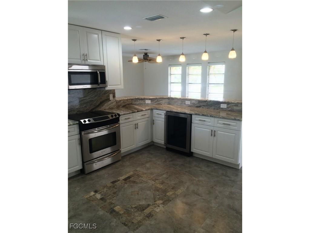 5239 Wisteria Court Cape Coral FL 33904 2025014558 image20