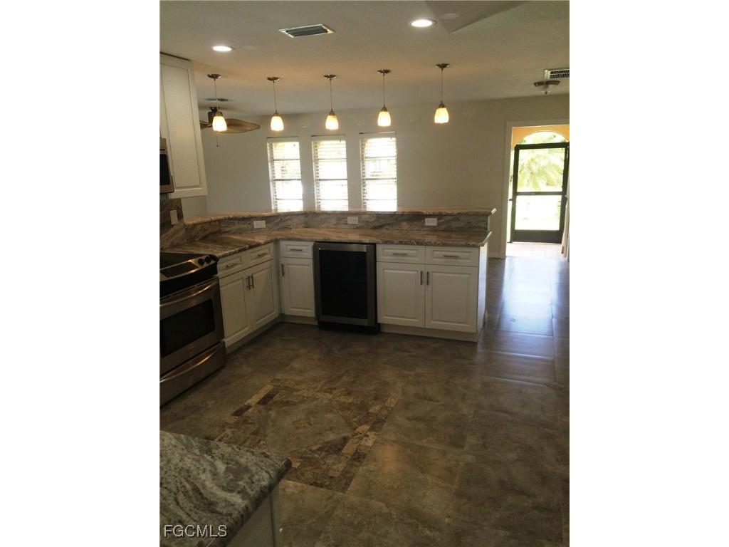 5239 Wisteria Court Cape Coral FL 33904 2025014558 image21