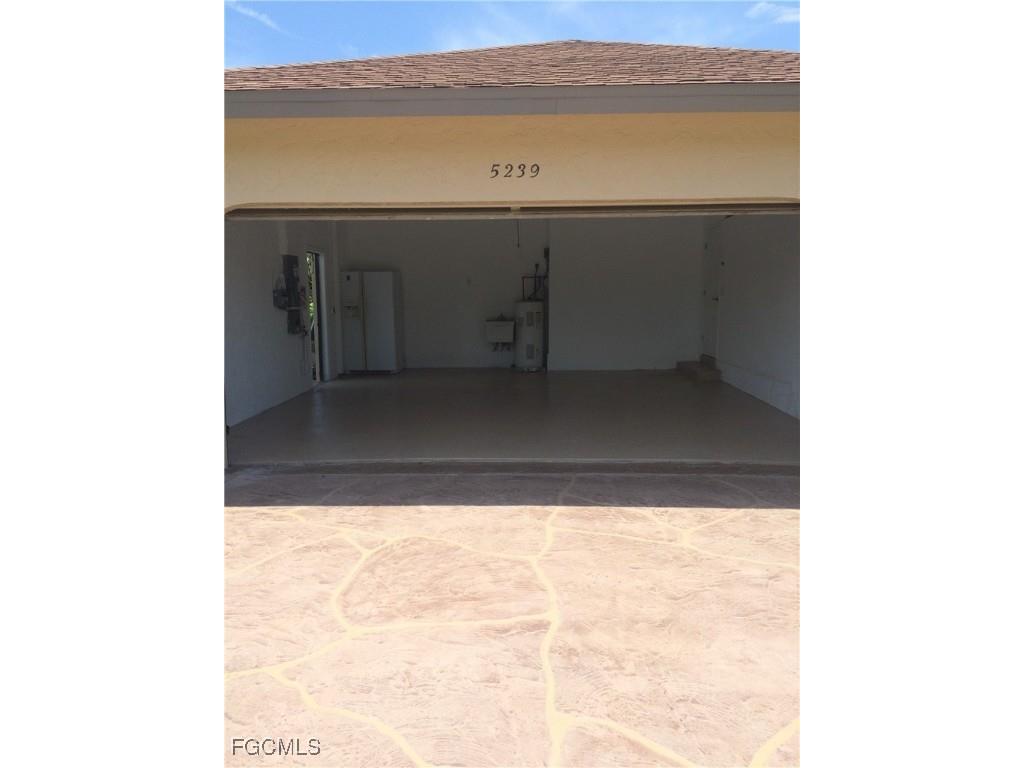 5239 Wisteria Court Cape Coral FL 33904 2025014558 image36