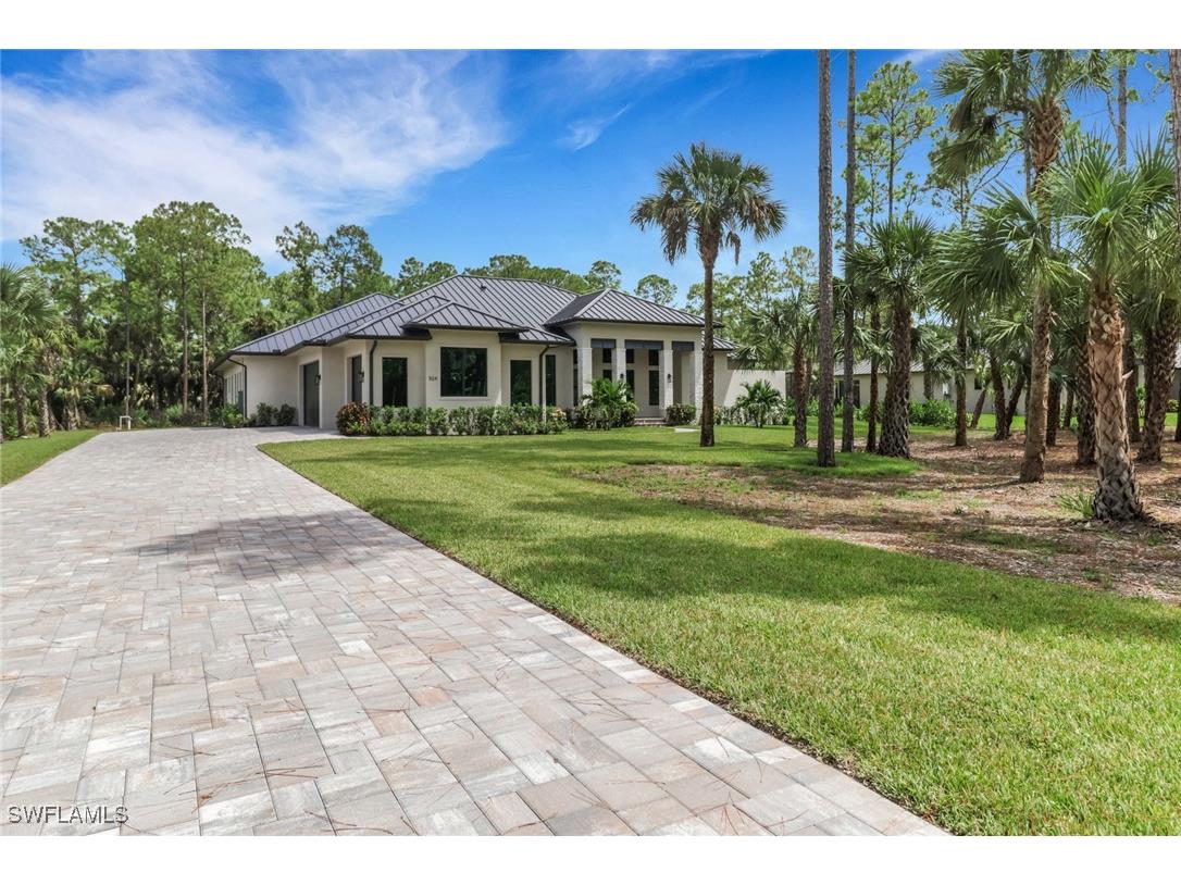 524 13th Street SW Naples FL 34117 225050814 image1