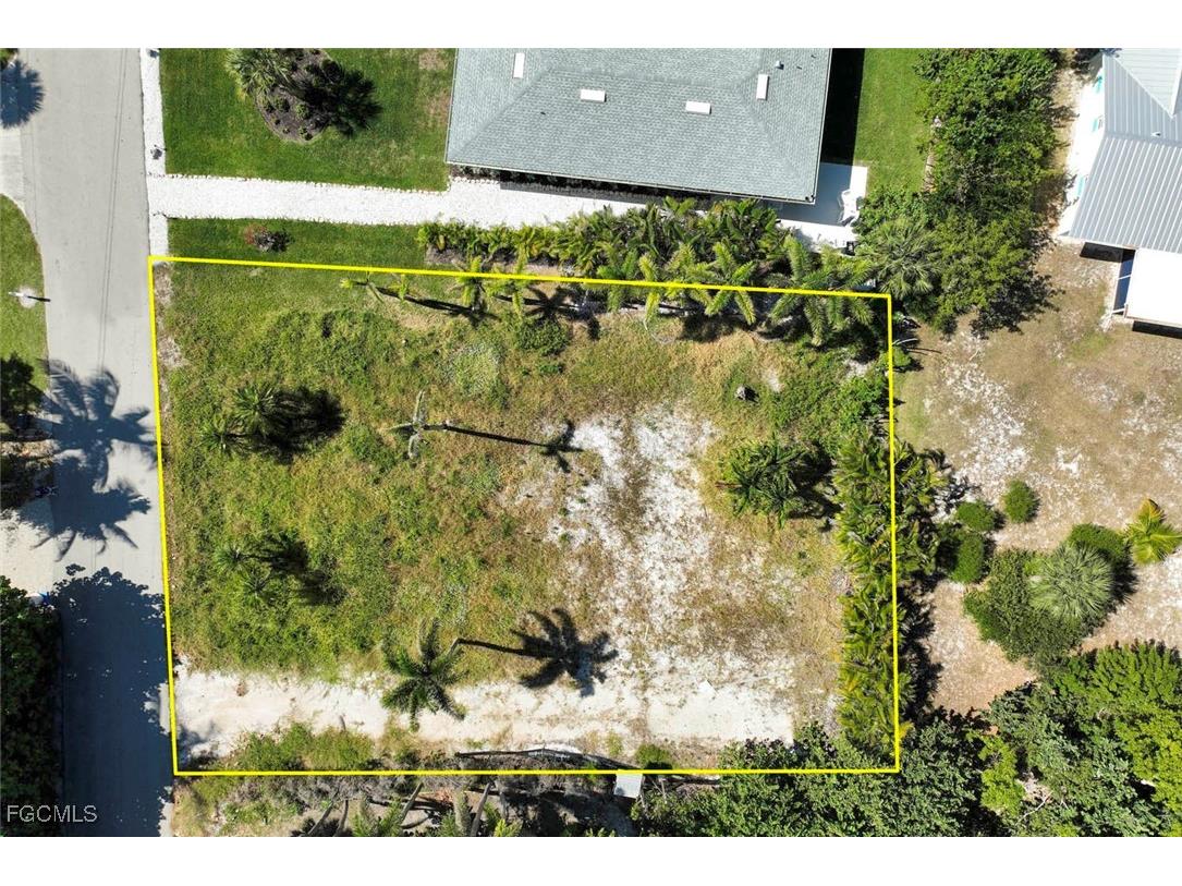 524 Lagoon Drive Sanibel FL 33957 2025019438 image11