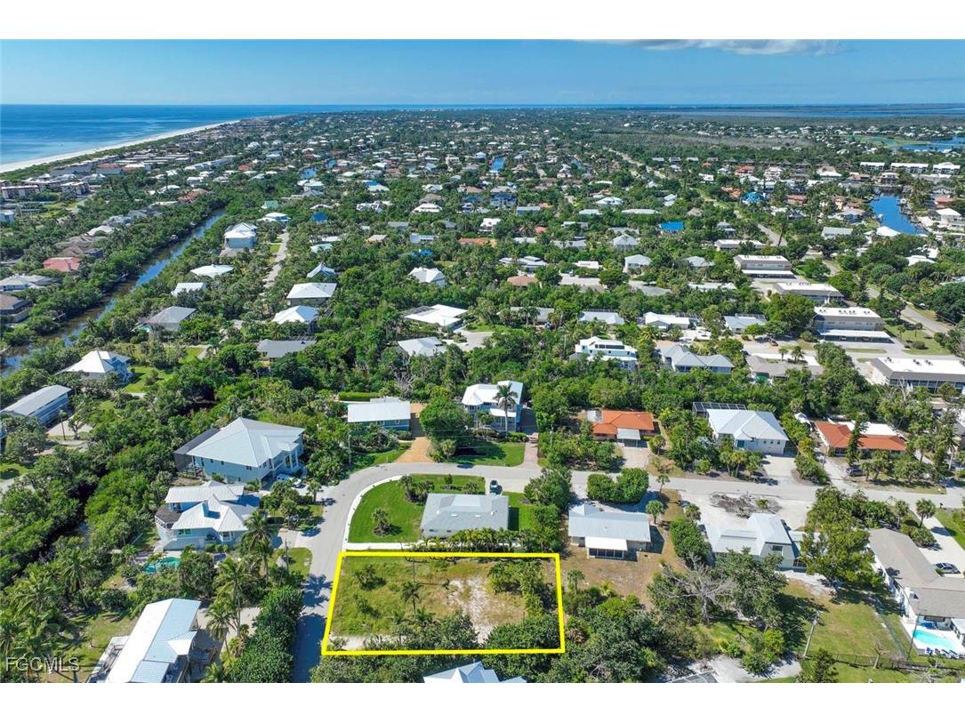 524 Lagoon Drive Sanibel FL 33957 2025019438 image3