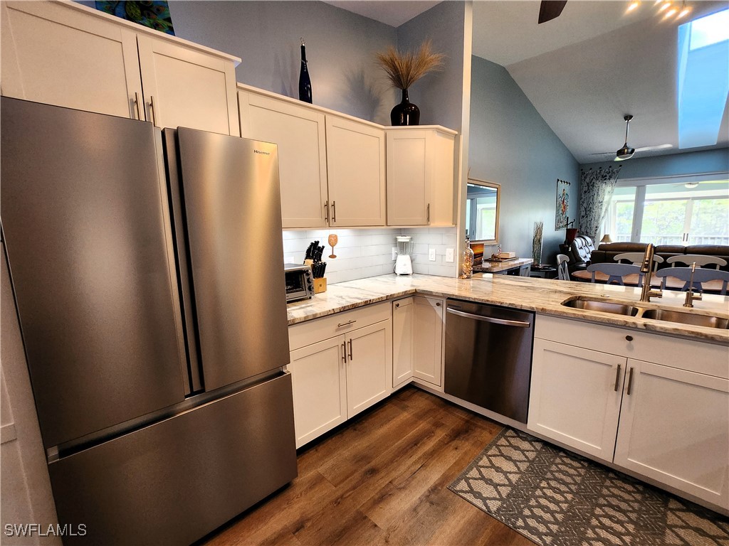 524 Lake Louise Circle #504 Naples FL 34110 224064377 image10