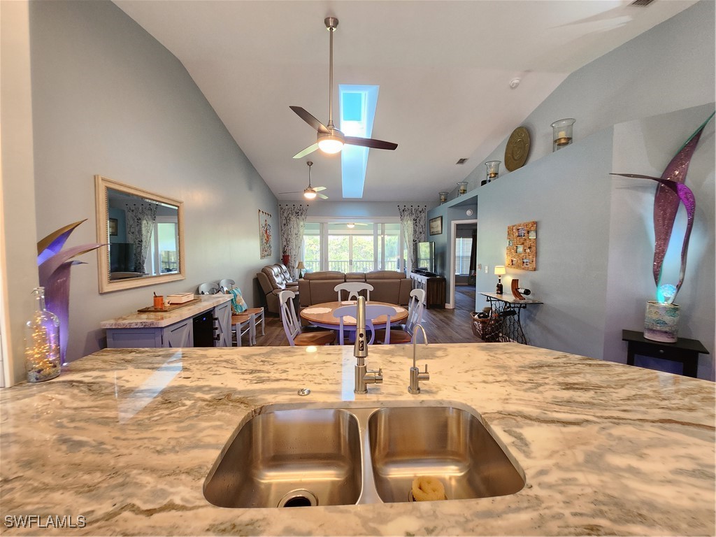 524 Lake Louise Circle #504 Naples FL 34110 224064377 image11