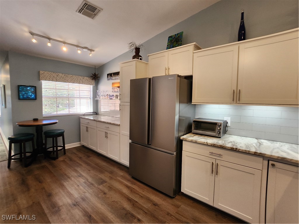 524 Lake Louise Circle #504 Naples FL 34110 224064377 image6