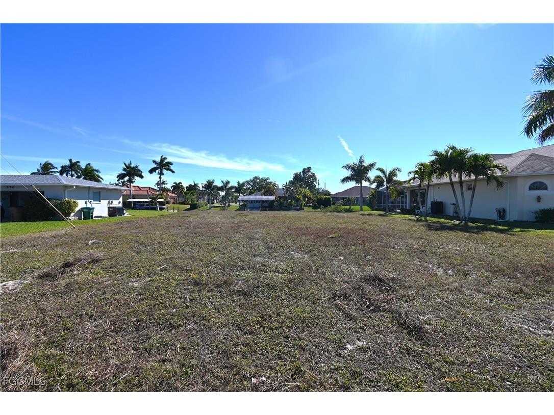 524 Mohawk Parkway Cape Coral FL 33914 2026003369 image3