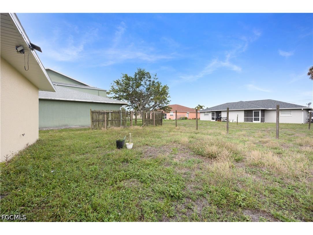 524 NE 24th Place Cape Coral FL 33909 2026023368 image21