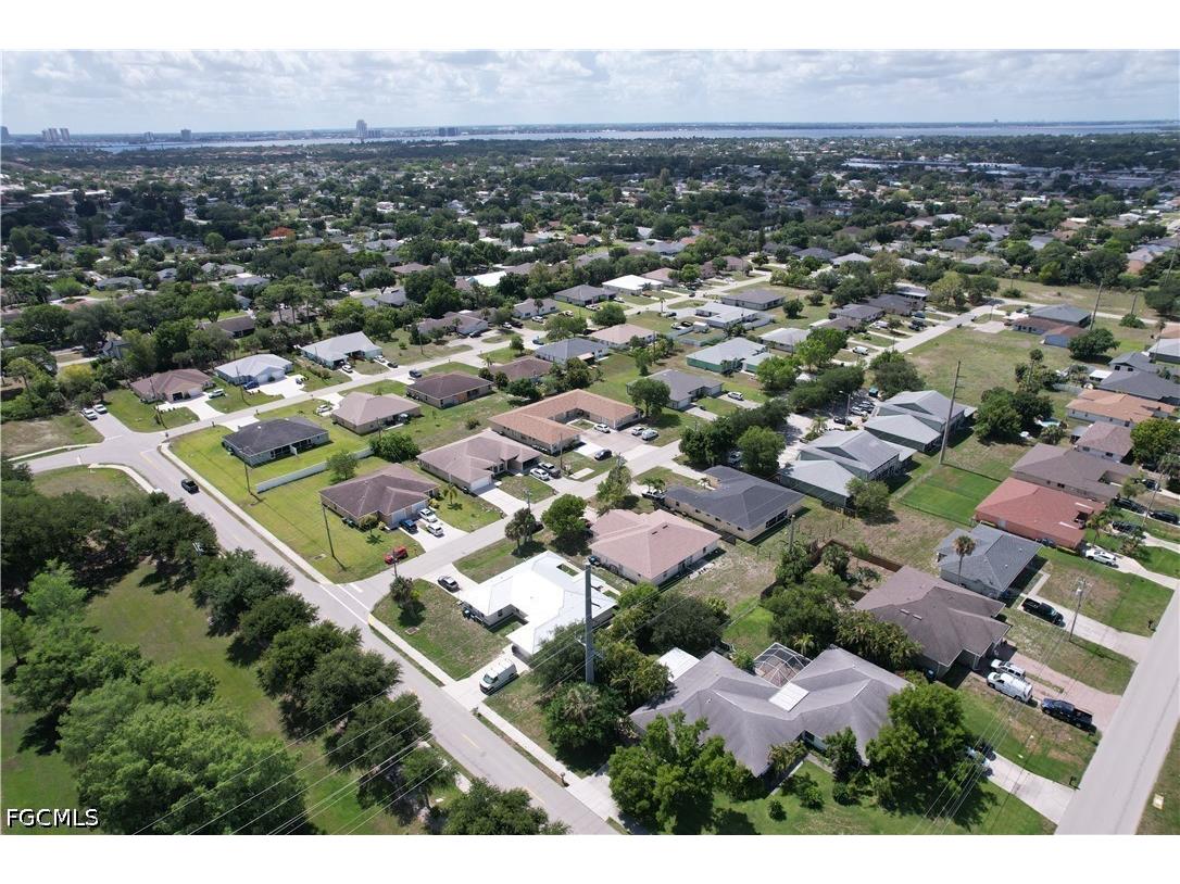 524 NE 24th Place Cape Coral FL 33909 2026023368 image32