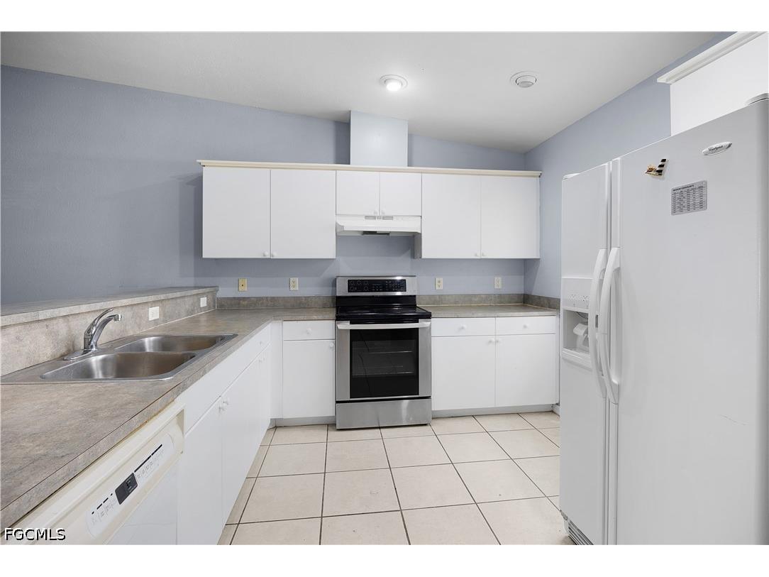 524 NE 24th Place Cape Coral FL 33909 2026023368 image4