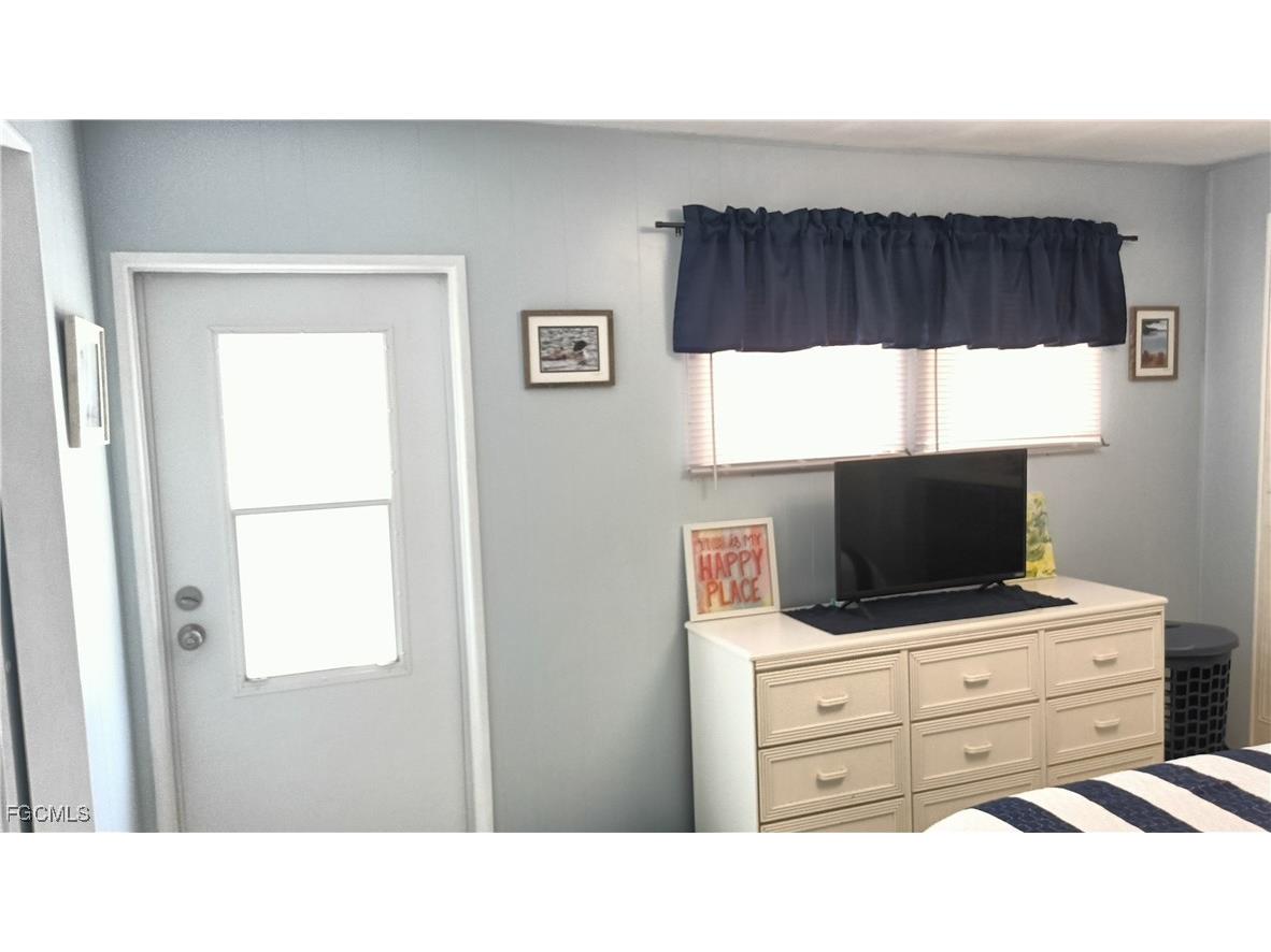 524 Timber Lane S North Fort Myers FL 33917 2025026014 image19