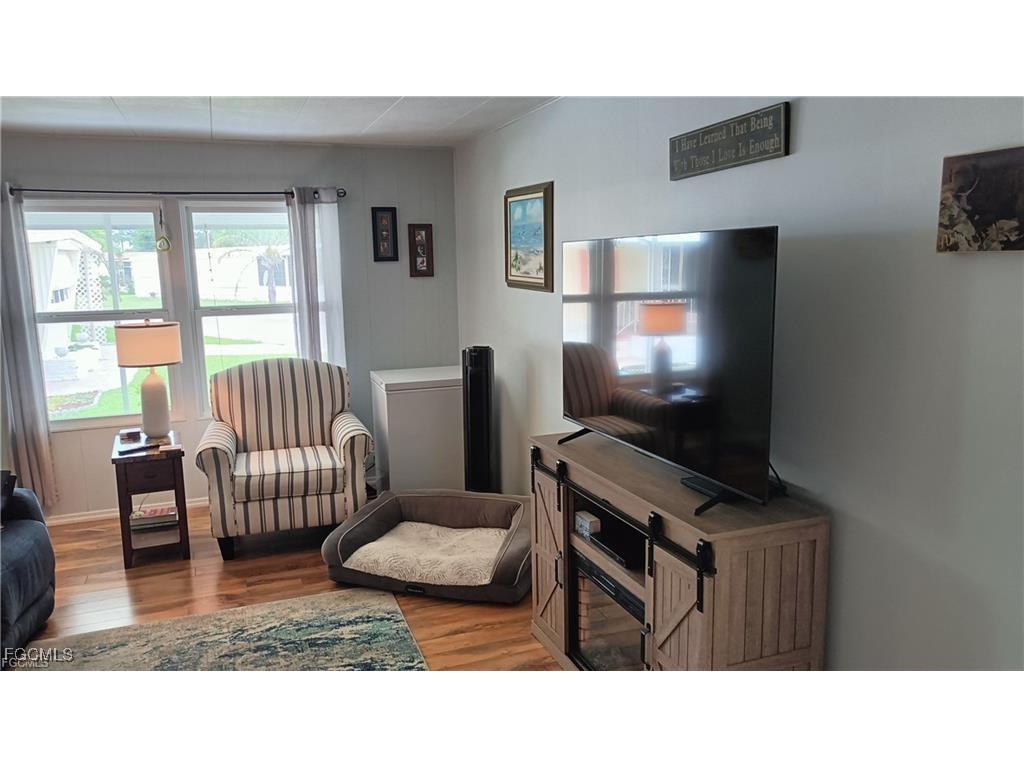 524 Timber Lane S North Fort Myers FL 33917 2025026014 image7