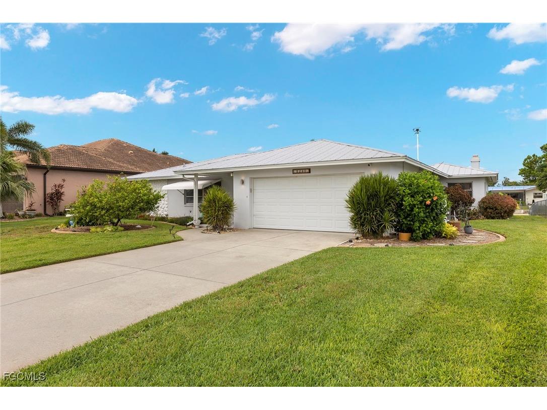 5240 SW 2nd Place Cape Coral FL 33914 2025009768 image1