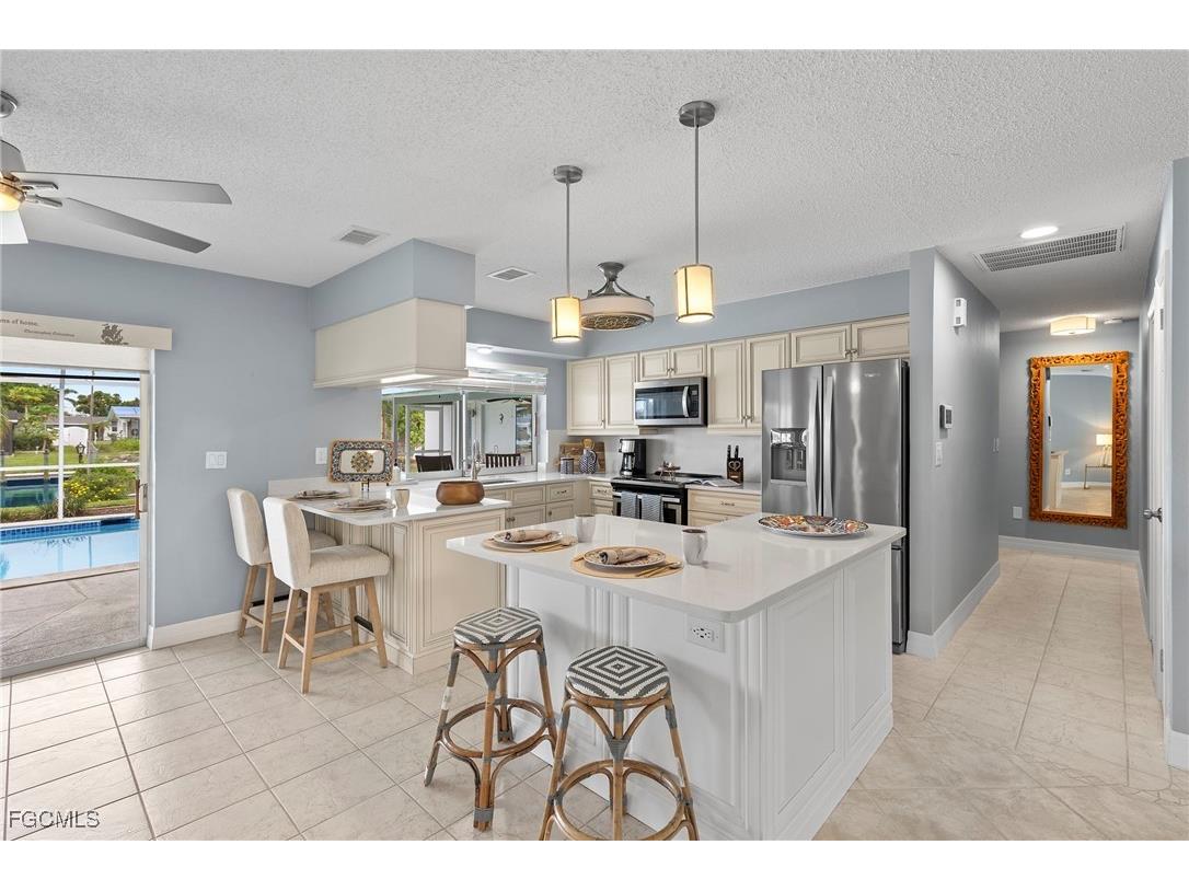 5240 SW 2nd Place Cape Coral FL 33914 2025009768 image12