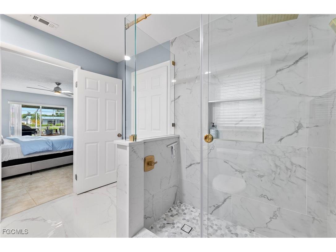 5240 SW 2nd Place Cape Coral FL 33914 2025009768 image19