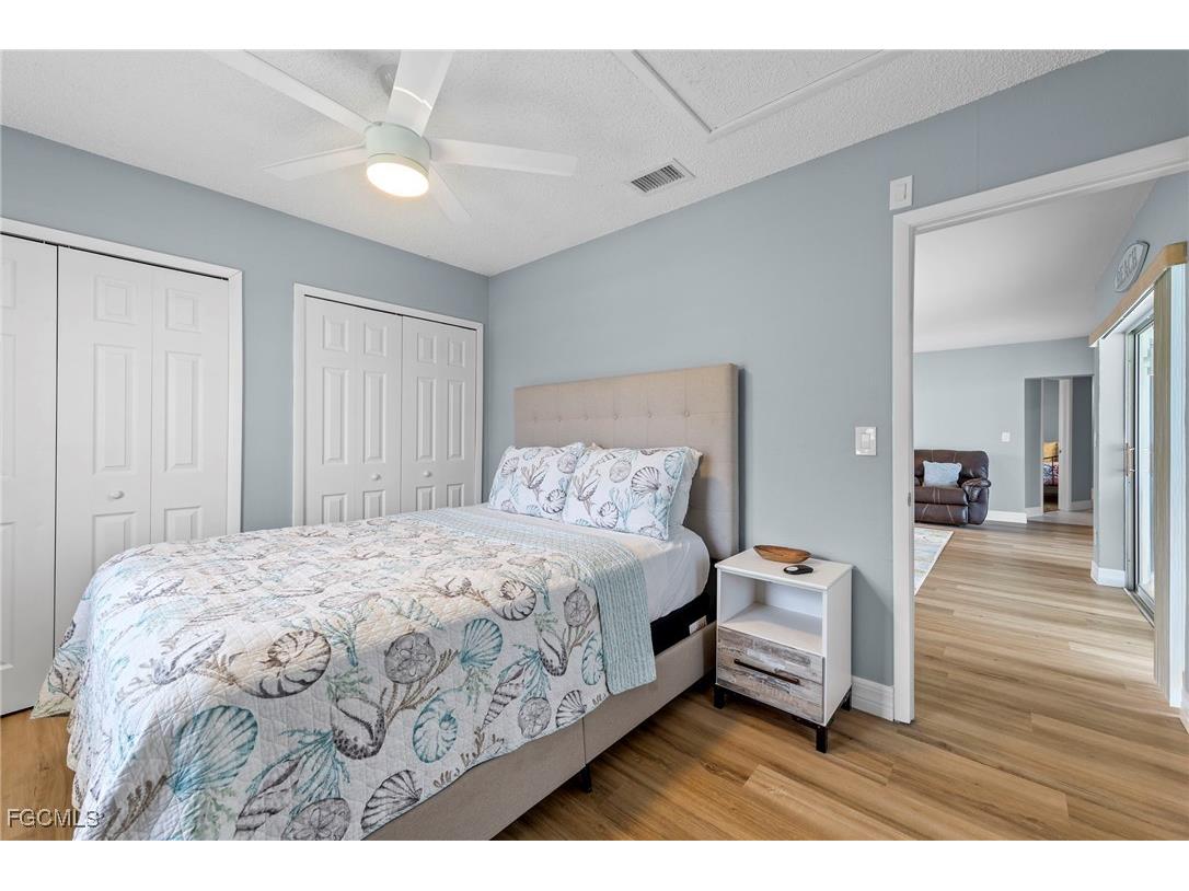 5240 SW 2nd Place Cape Coral FL 33914 2025009768 image21