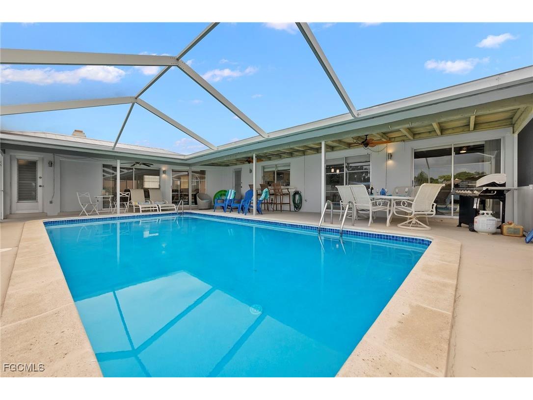 5240 SW 2nd Place Cape Coral FL 33914 2025009768 image25