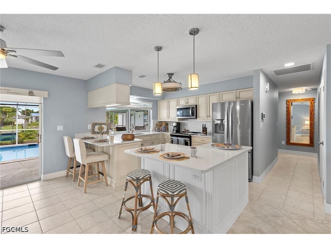 5240 SW 2nd Place Cape Coral FL 33914 2026028328 image13