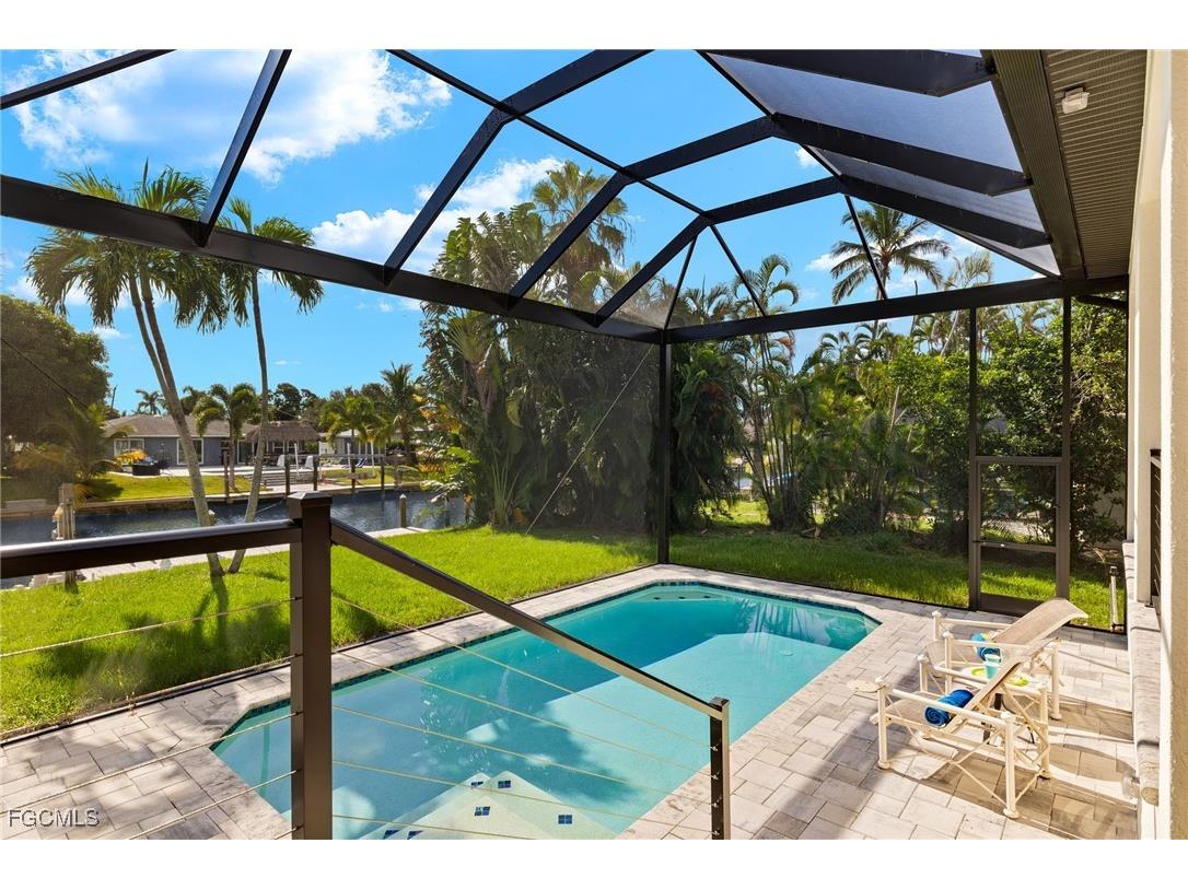 5240 Tower Drive Cape Coral FL 33904 2025009832 image1
