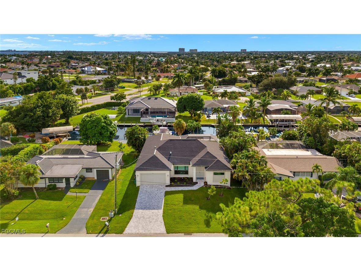 5240 Tower Drive Cape Coral FL 33904 2025009832 image12