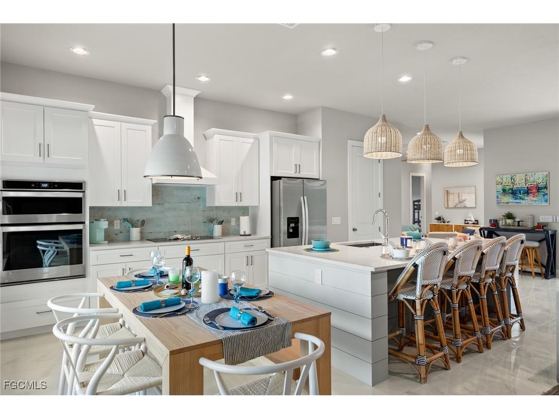 5240 Tower Drive Cape Coral FL 33904 2025009832 image16