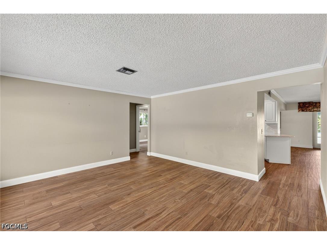 5240 Versaille Court Cape Coral FL 33904 2026023335 image12