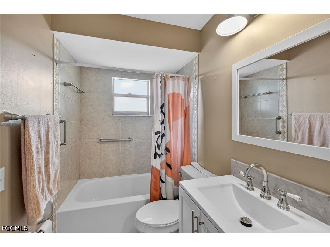 5240 Versaille Court Cape Coral FL 33904 2026023335 image21