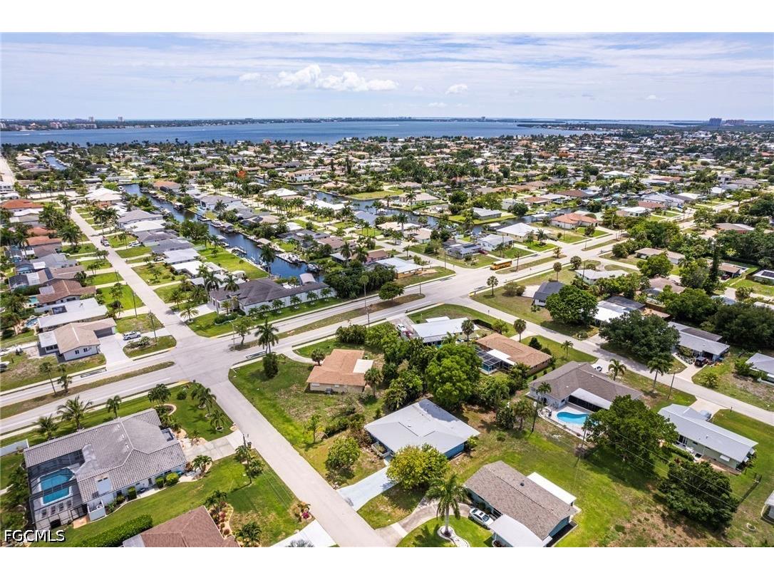 5240 Versaille Court Cape Coral FL 33904 2026023335 image3