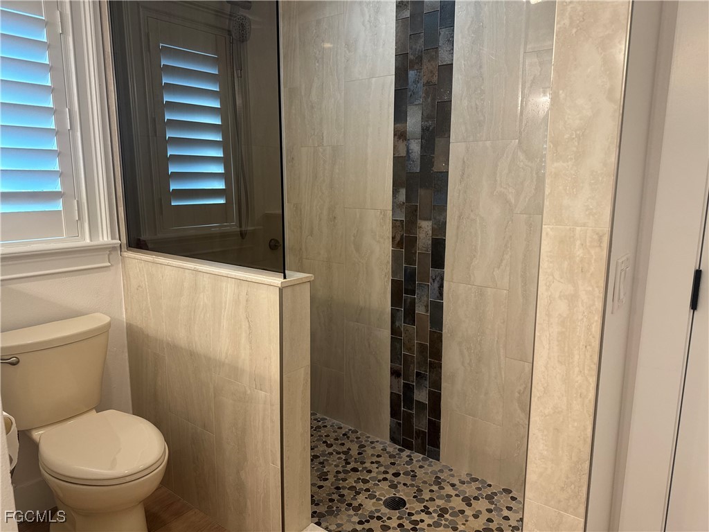 5241 SW 2nd Place Cape Coral FL 33914 2025024685 image13