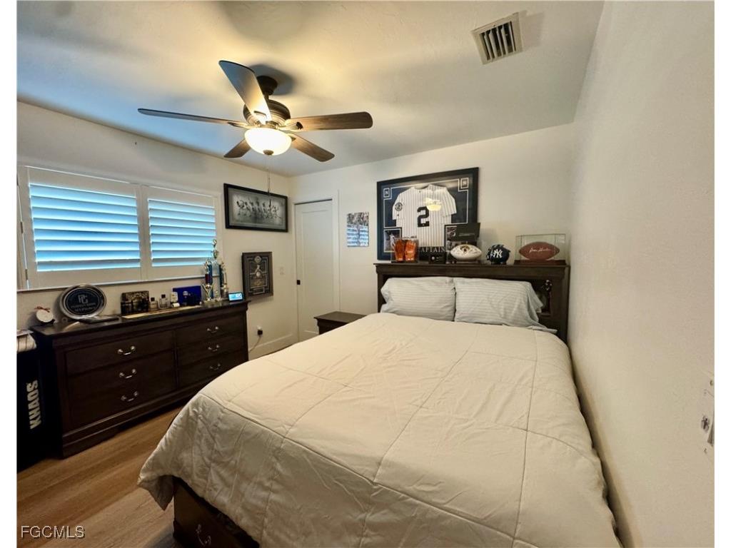 5241 SW 2nd Place Cape Coral FL 33914 2025024685 image16