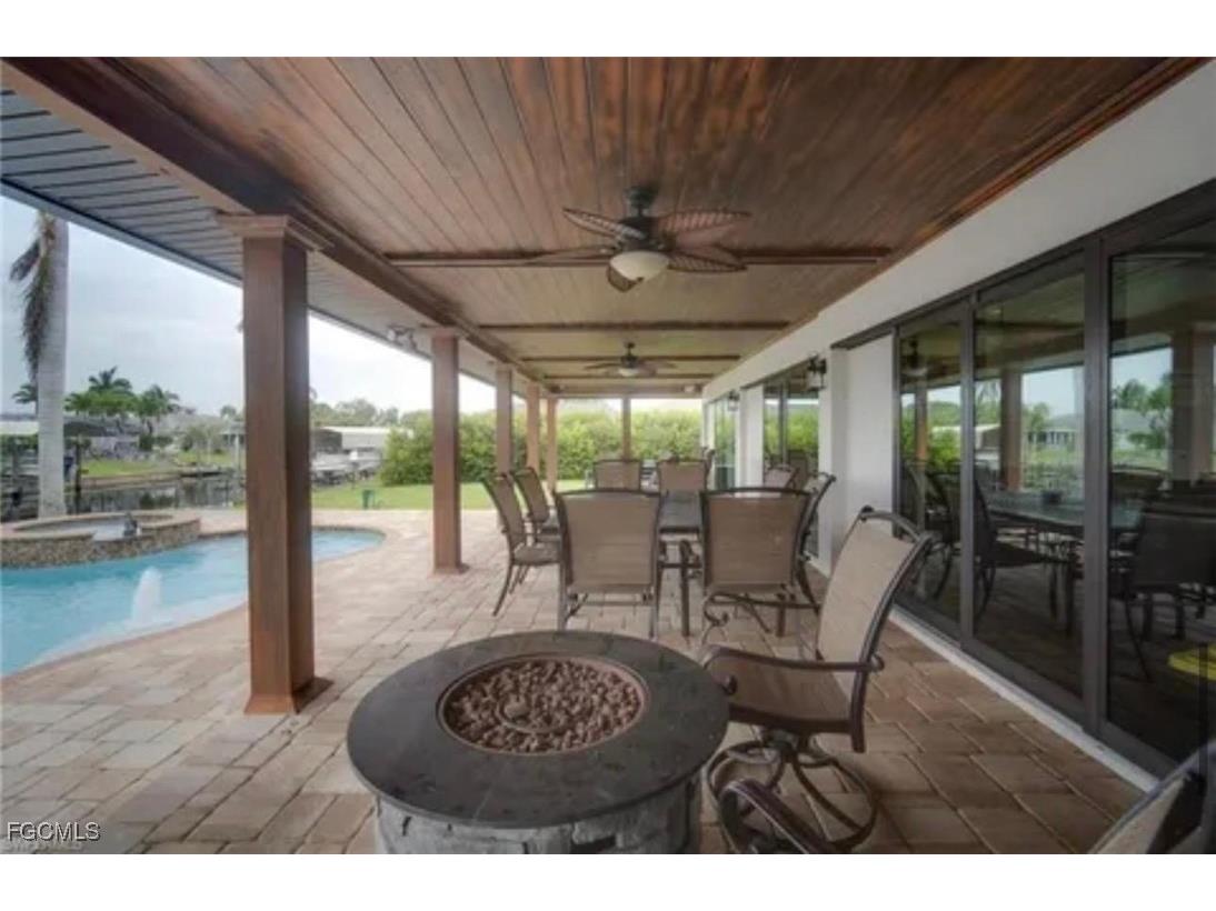 5241 SW 2nd Place Cape Coral FL 33914 2025024685 image17