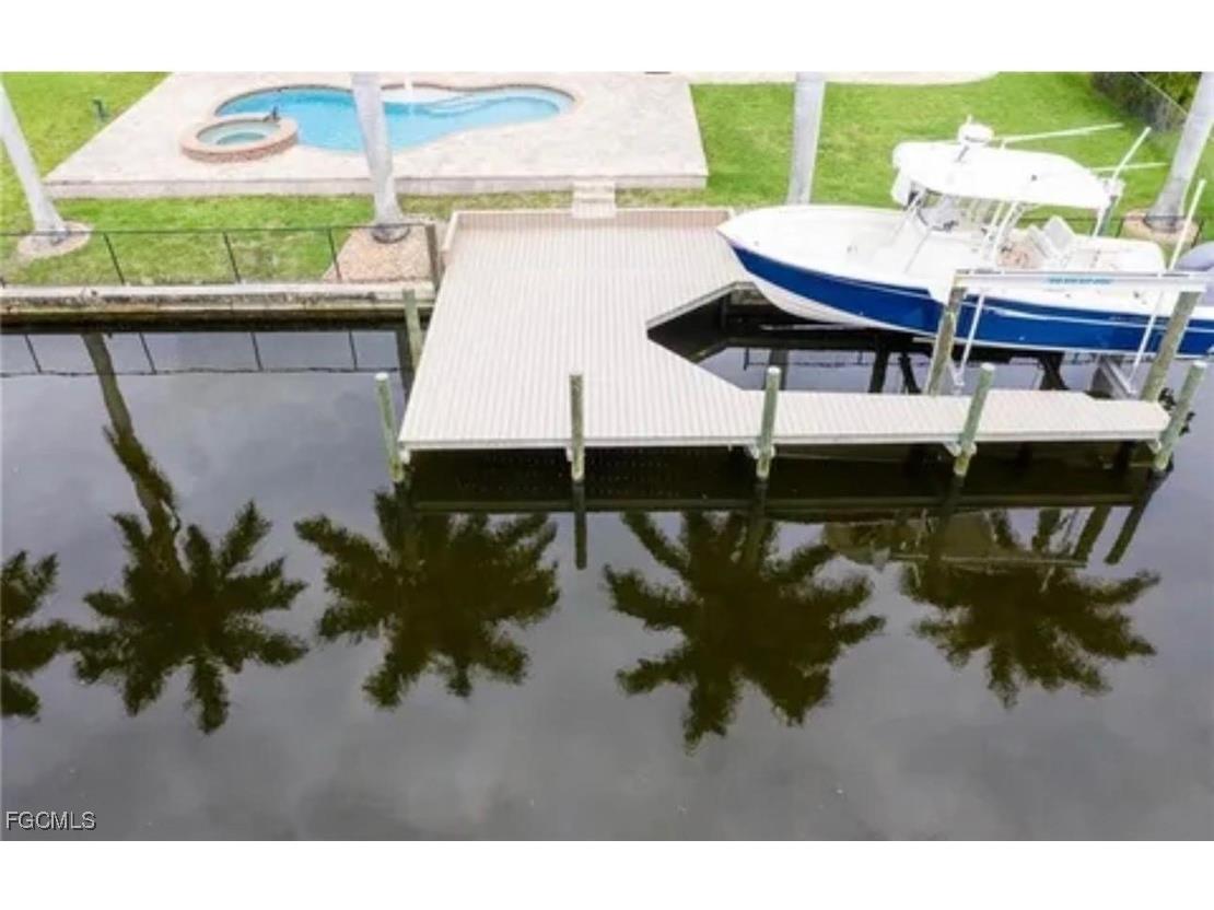 5241 SW 2nd Place Cape Coral FL 33914 2025024685 image19