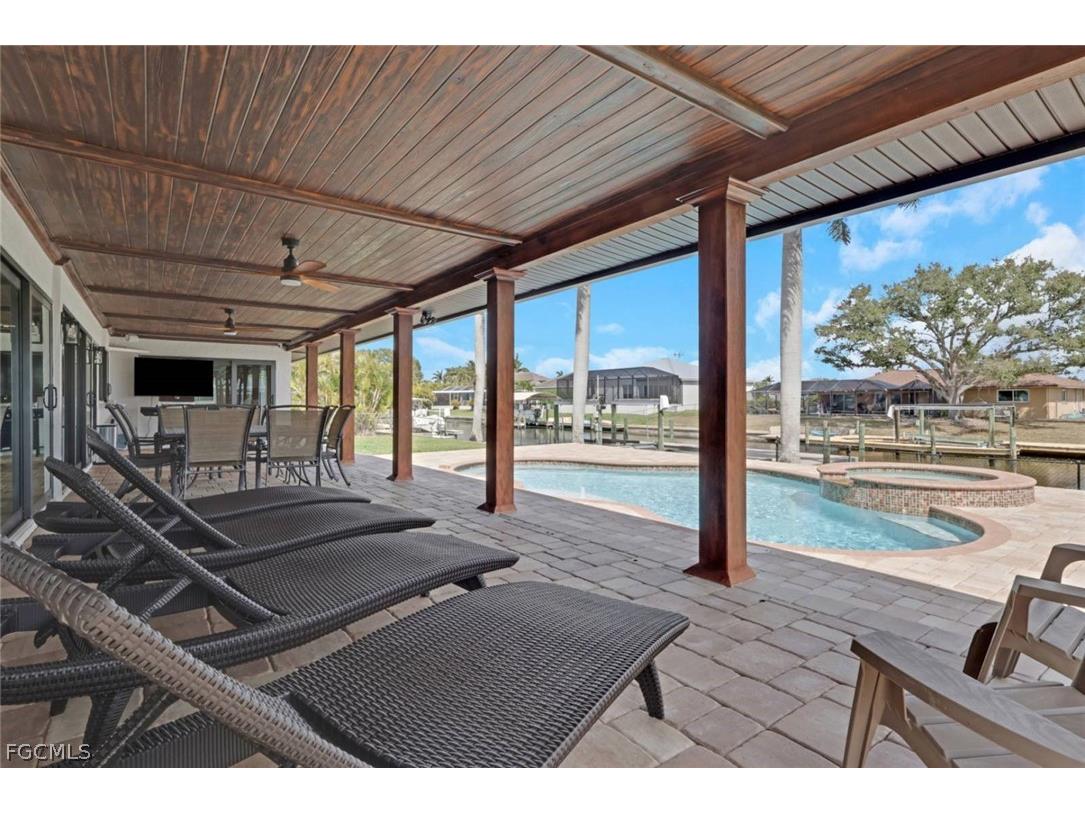5241 SW 2nd Place Cape Coral FL 33914 2025024685 image24